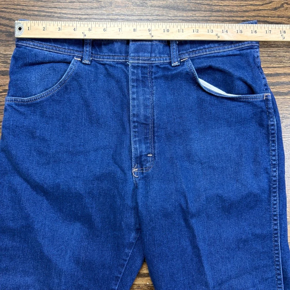 Vintage Wrangler Jeans Mens 36x29 Blue Denim Straight Leg Made in USA 85498PS